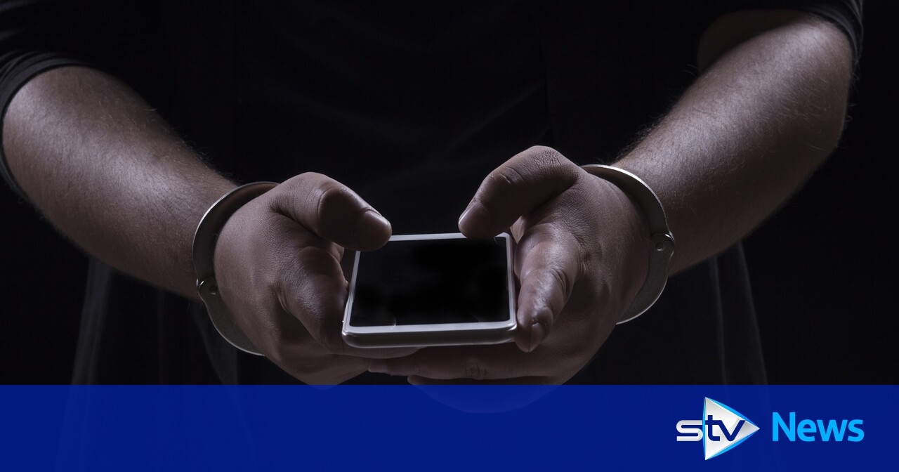 Care worker struck off for sending sexual messages to officer posing as child