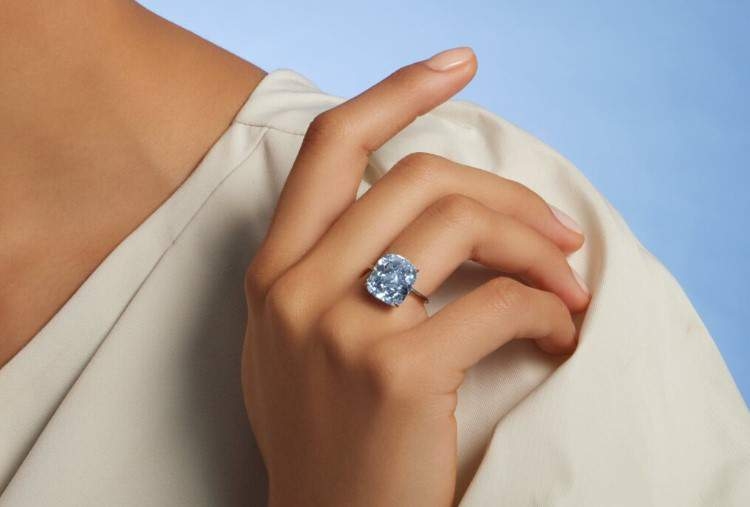 New SA blue diamond fetches R393 million at Swiss auction