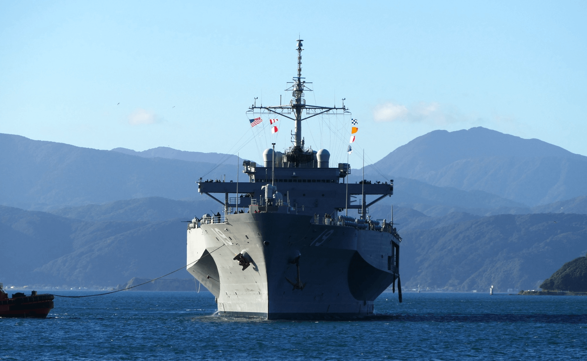 How the grand old dame of the US Navy navigated NZ's nuke-free policy