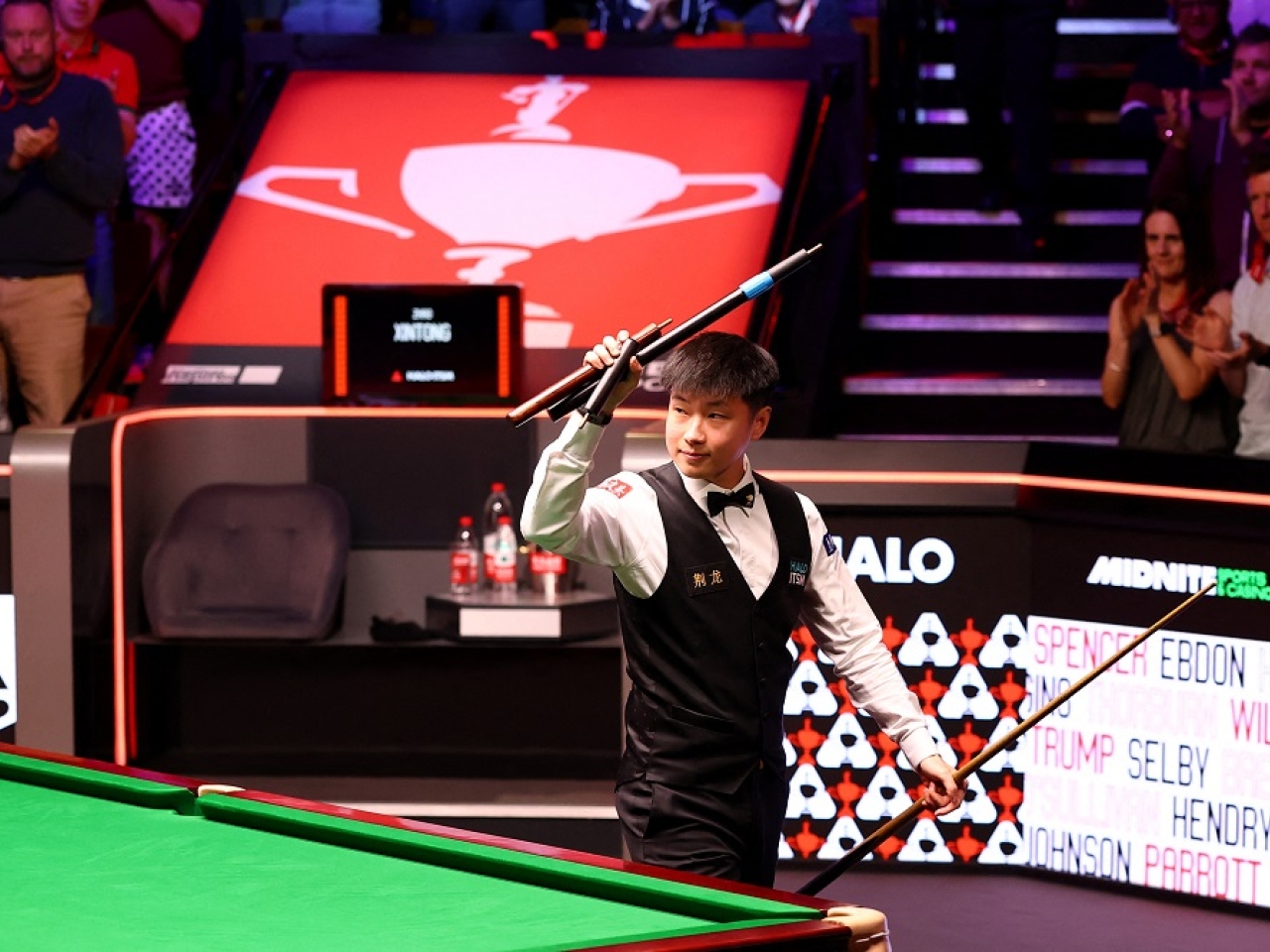 Zhao whitewashes O'Sullivan at snooker Worlds