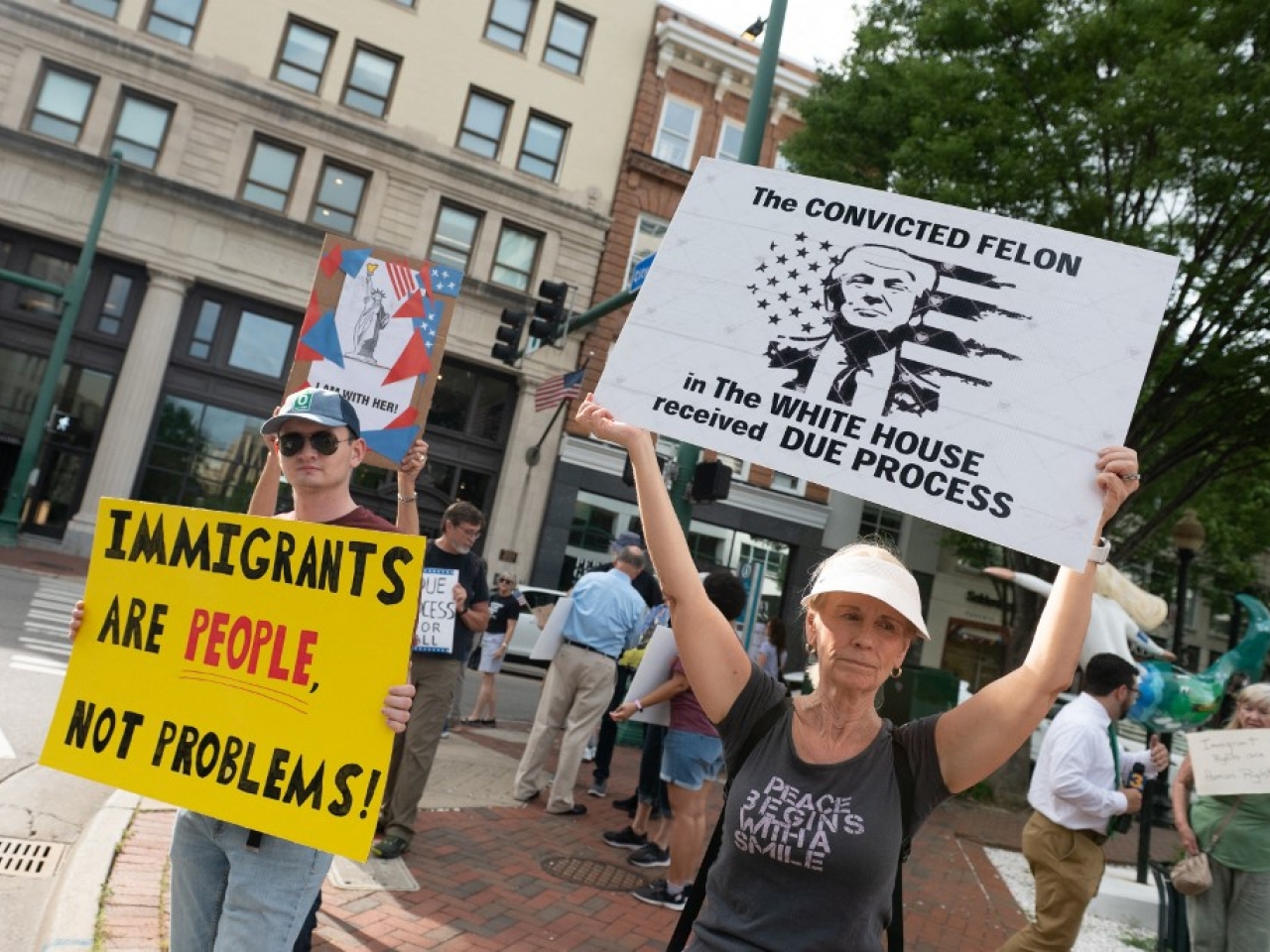 Court orders US to admit 12,000 refugees