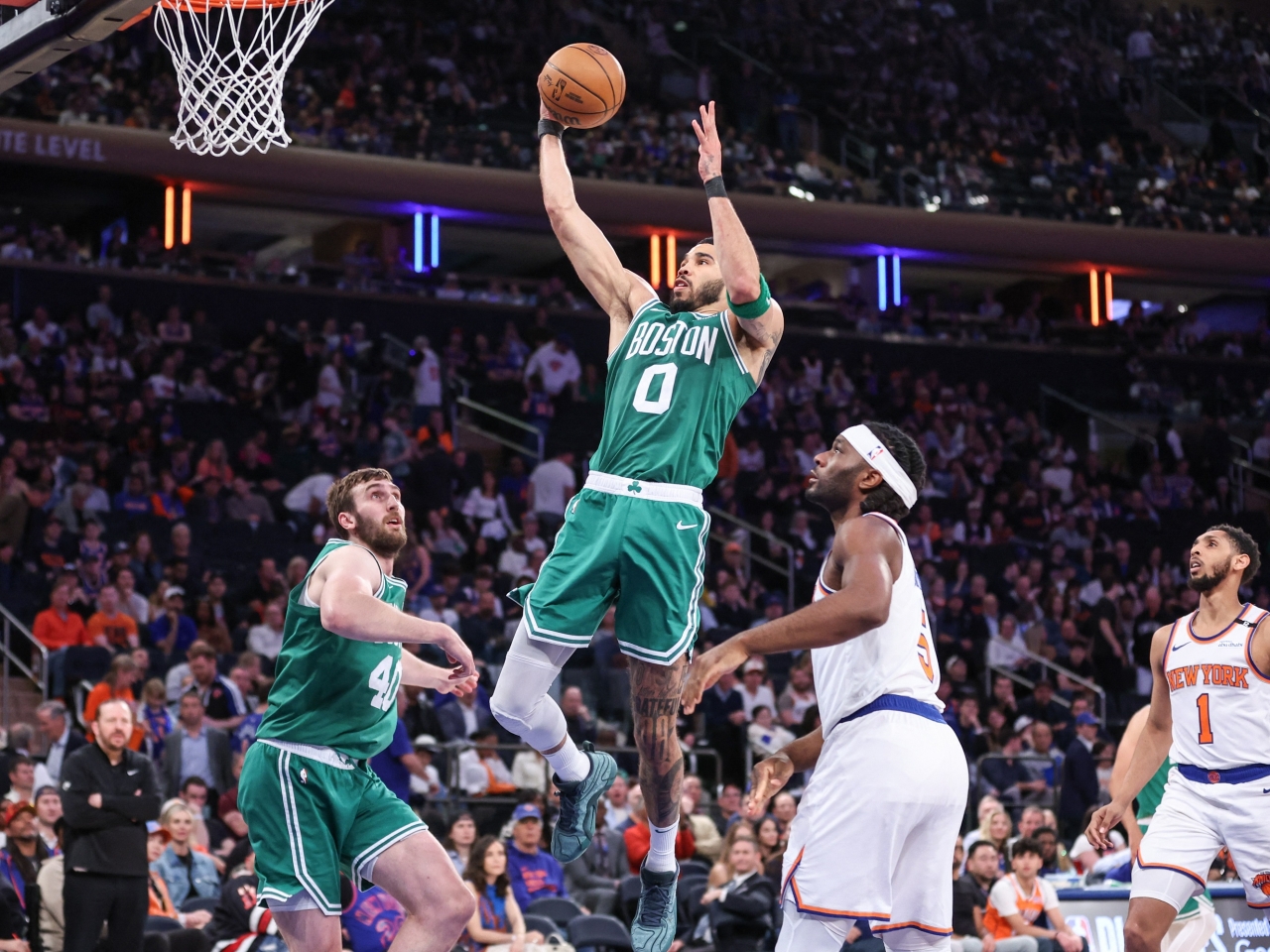Celtics come back to life against Knicks