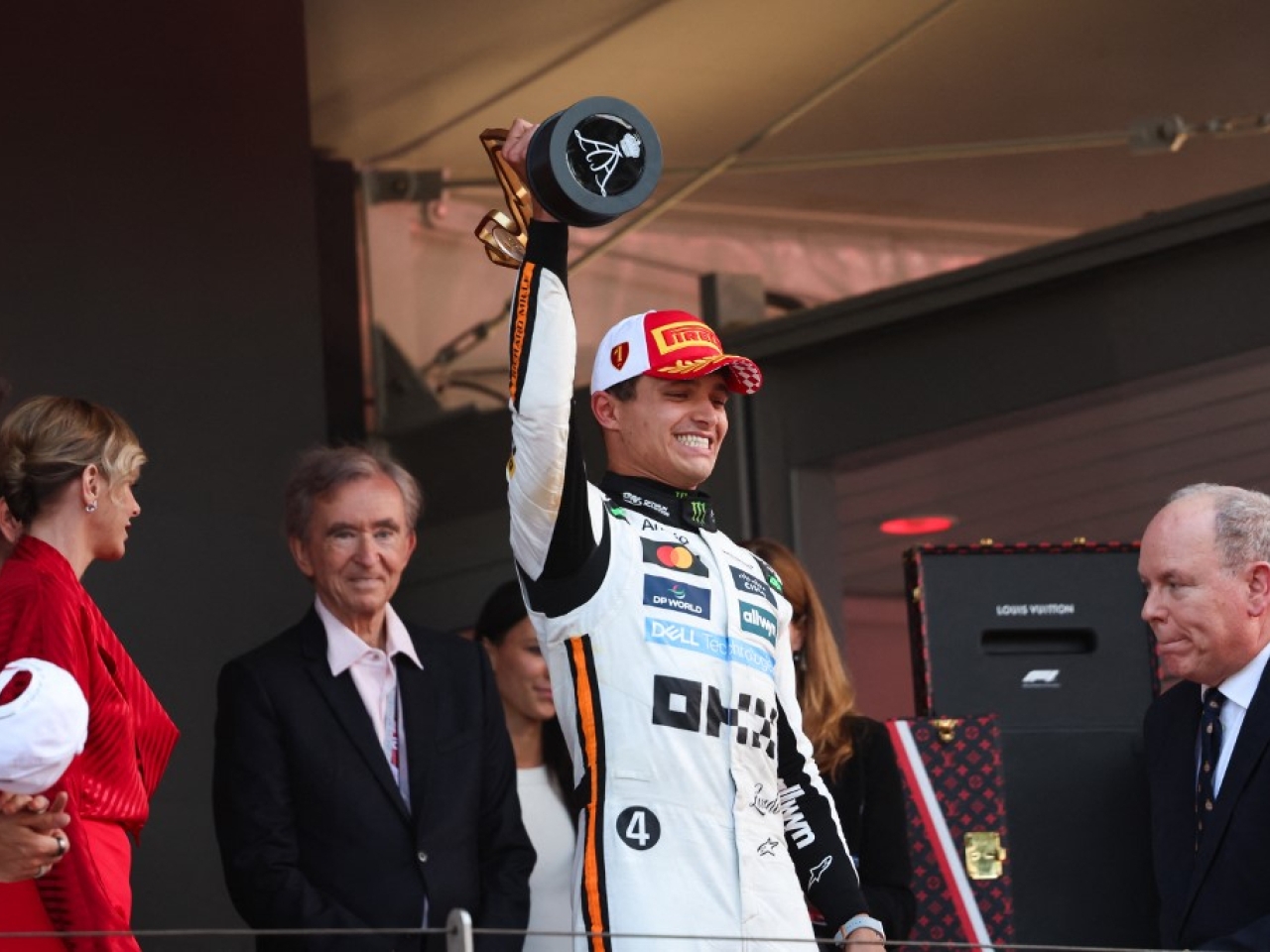 Norris closes in on Piastri with Monaco win