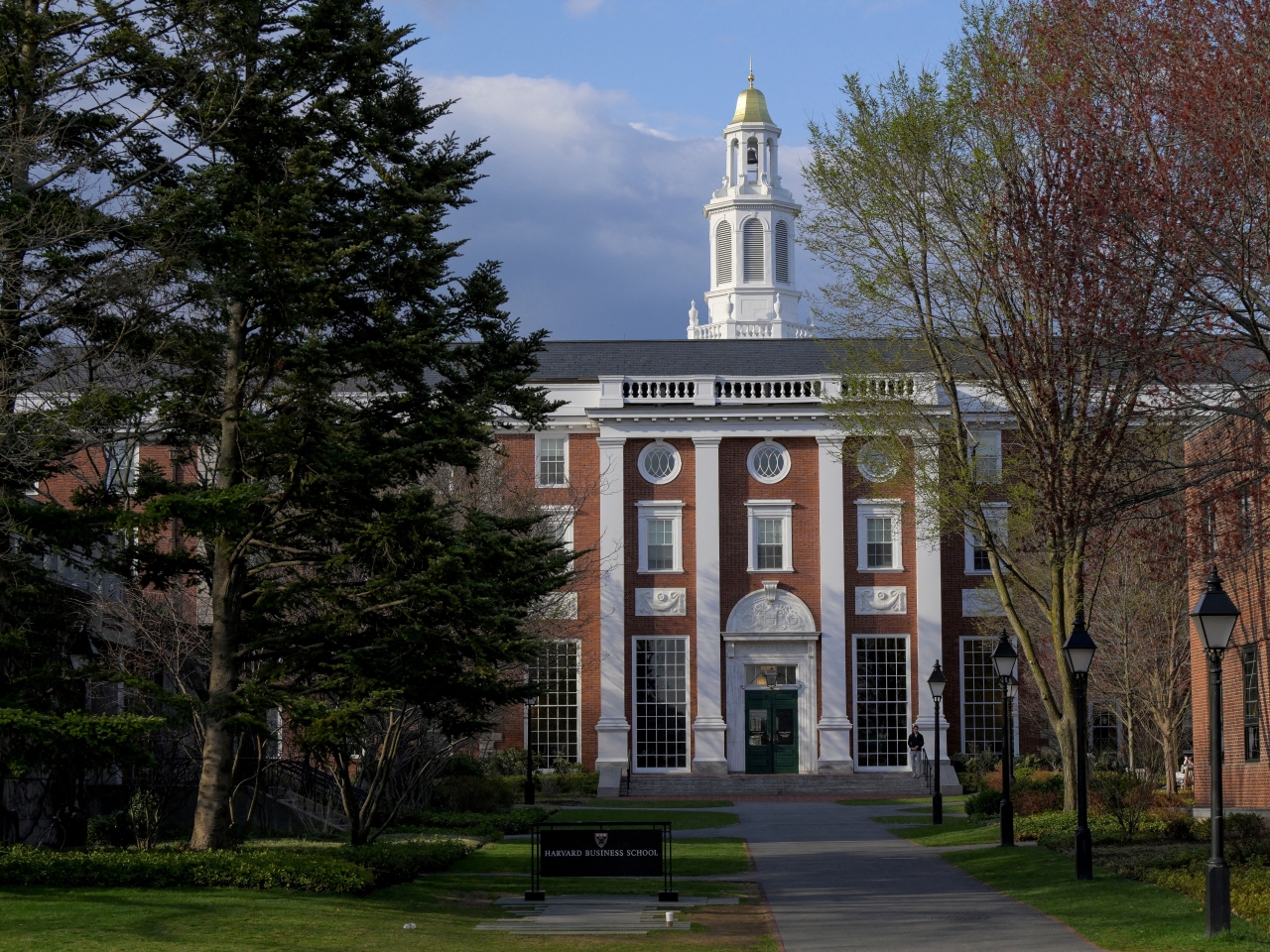 Doors 'wide open' for affected Harvard students: CE