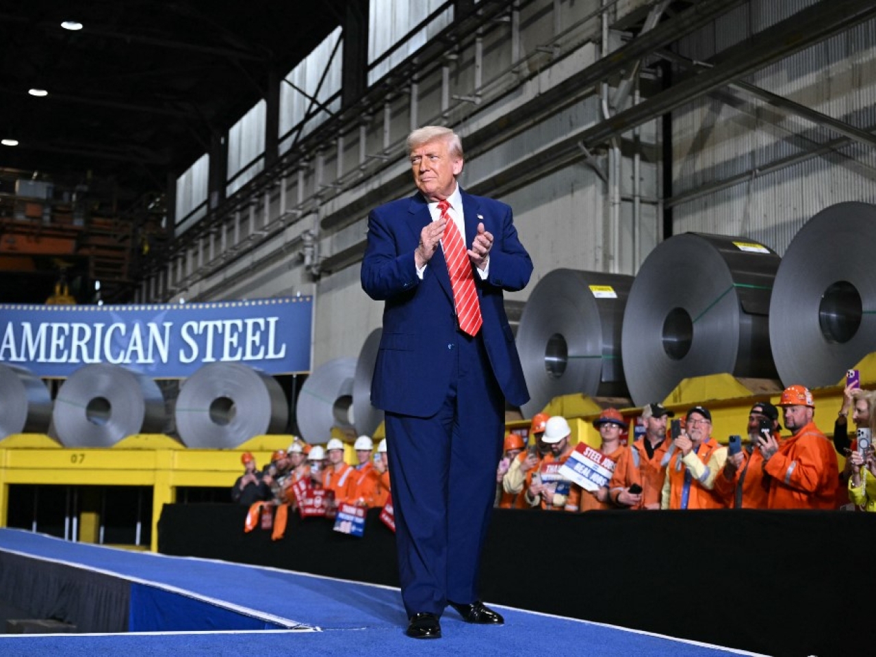 Trump says he will double US tariffs on steel to 50pc