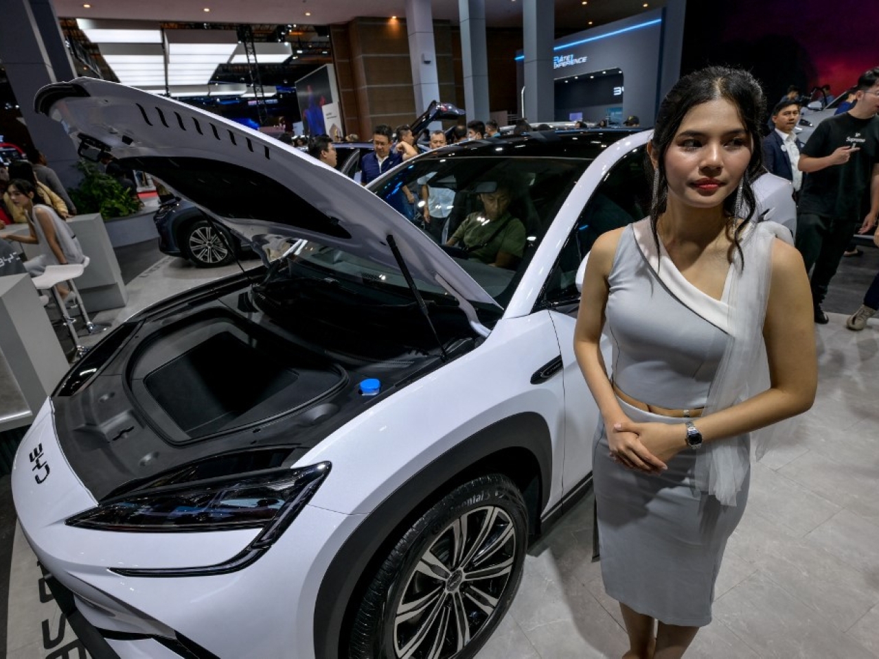 Beijing clamps down in bid to stop auto price wars