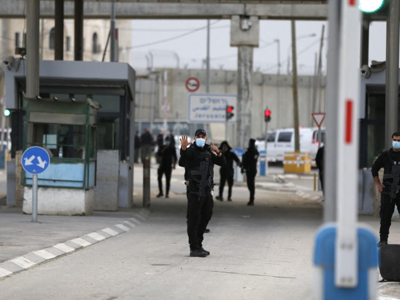 Israel bars Arab ministers from meeting in West Bank