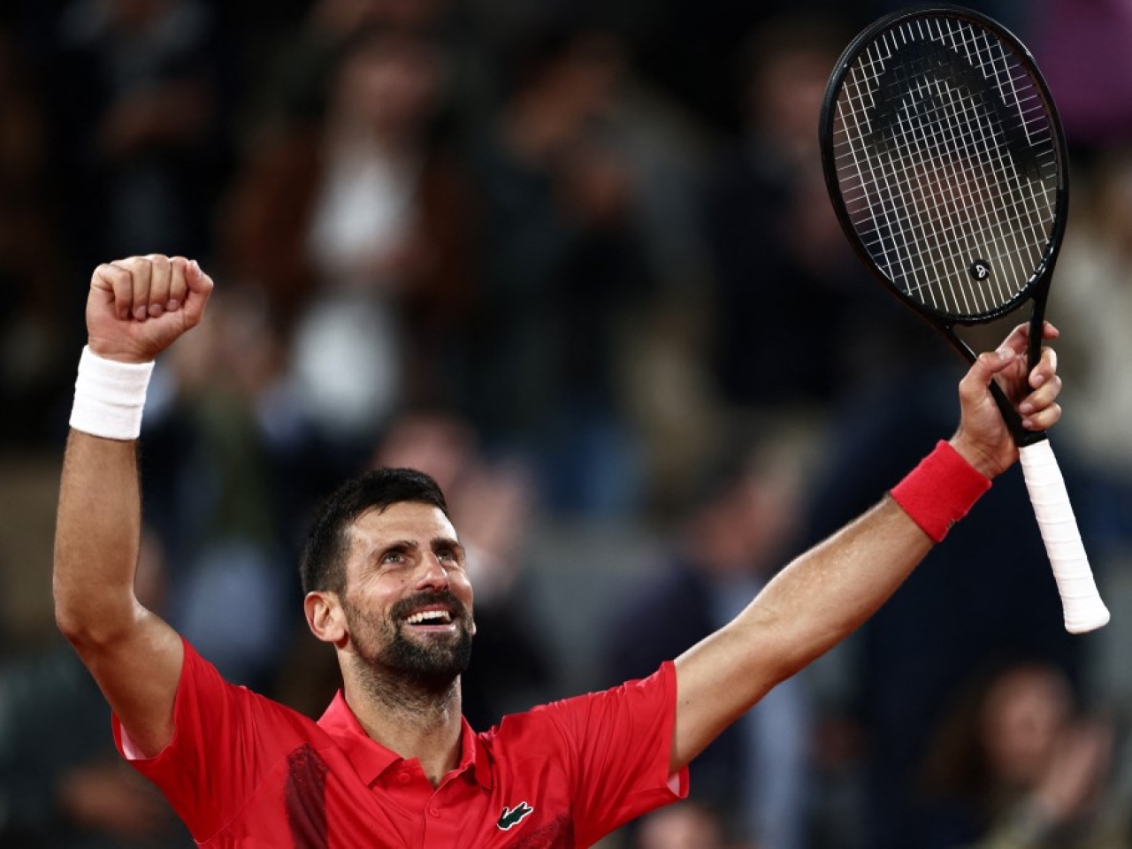 Djokovic downs Zverev in thrilling four-set battle