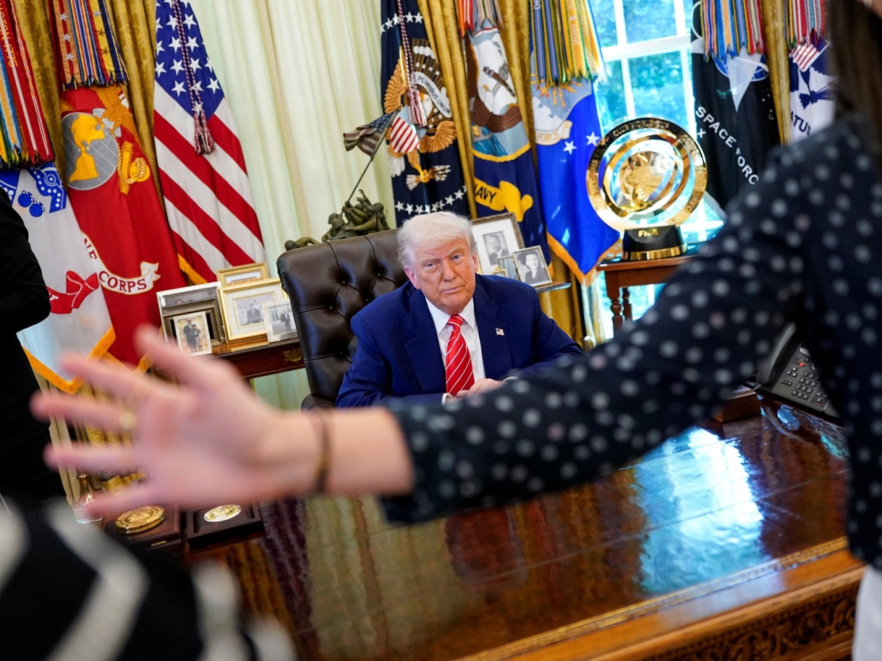Court allows Trump restrictions on press for now