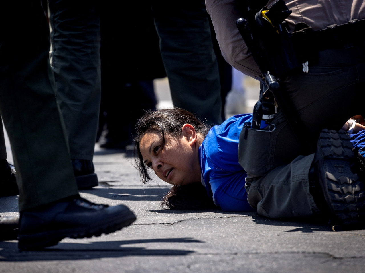 Trump sends in National Guard to deal with LA protests