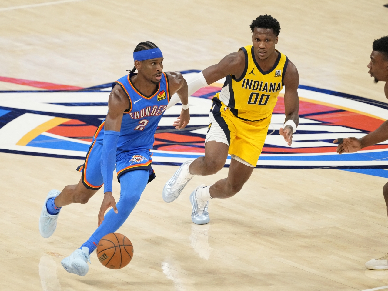 Thunder power past Pacers to level NBA Finals series
