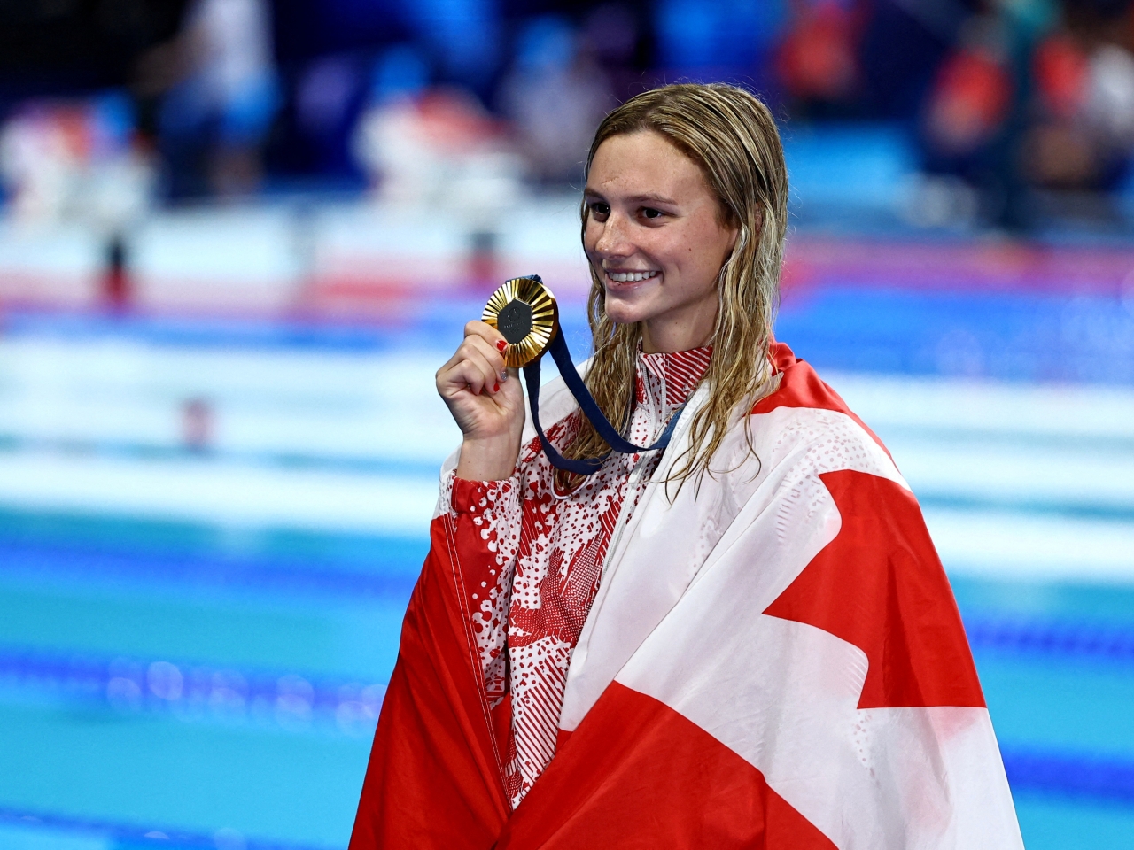 McIntosh breaks world record in 200m individual medley
