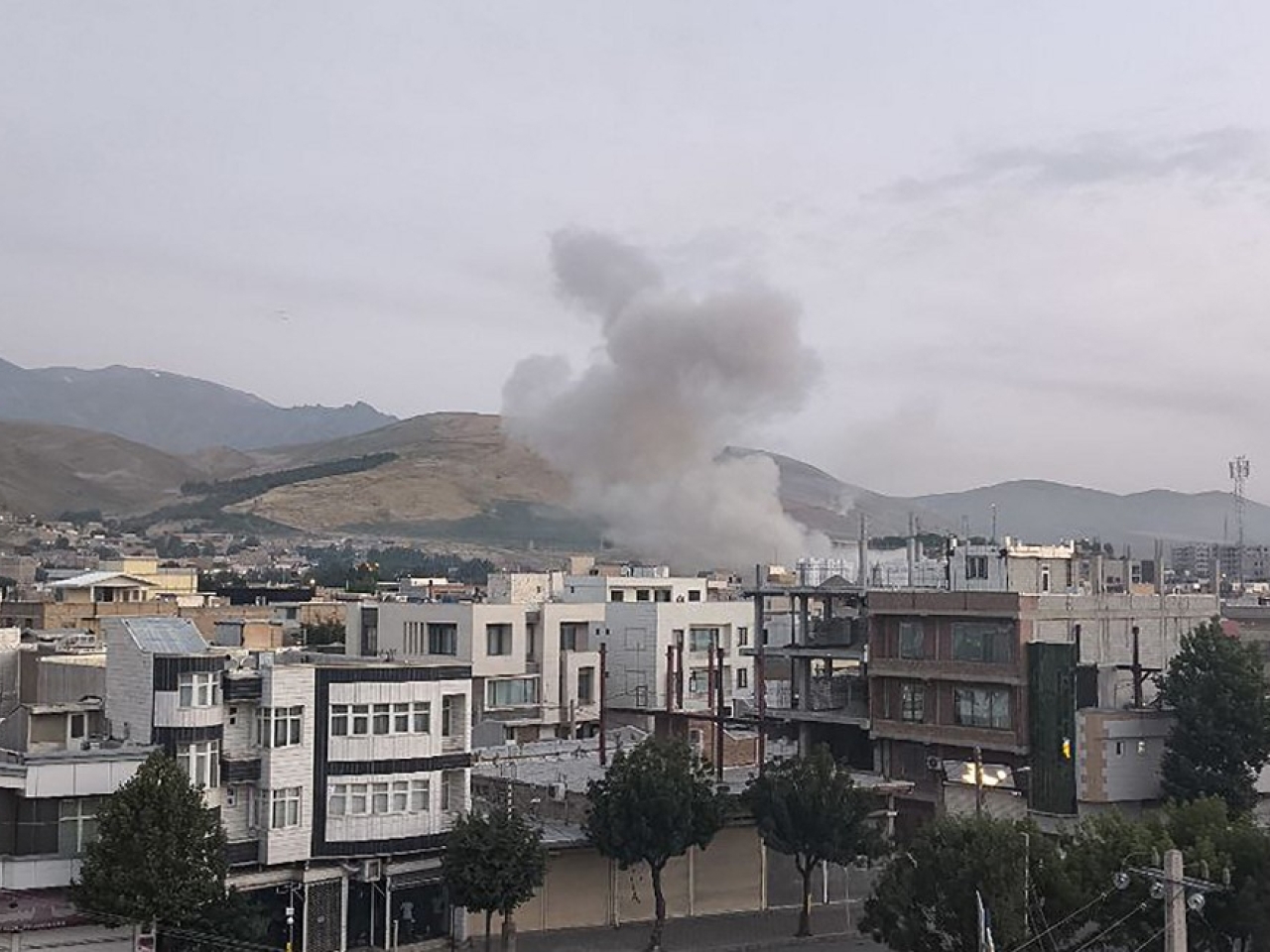 Israel launches attack on 'nuclear sites' in Iran