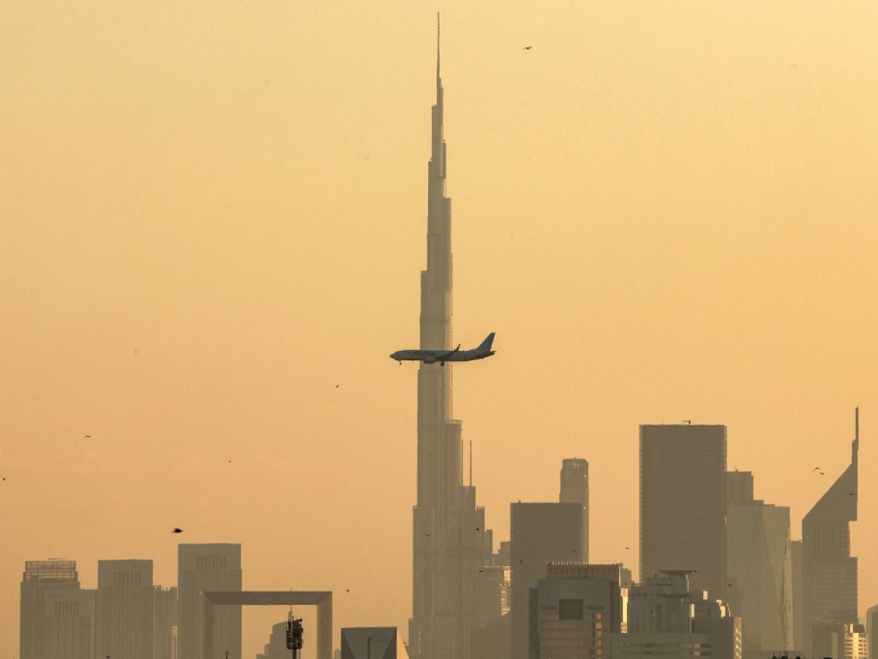 Airlines scramble to stay out of new war area