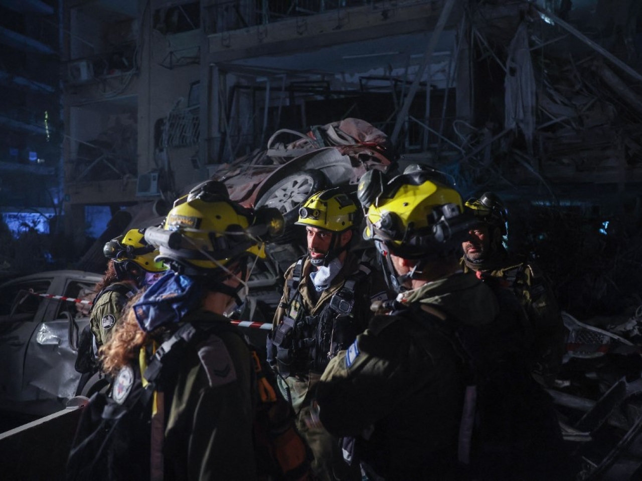 Iran fires back at Israel after waves of air strikes