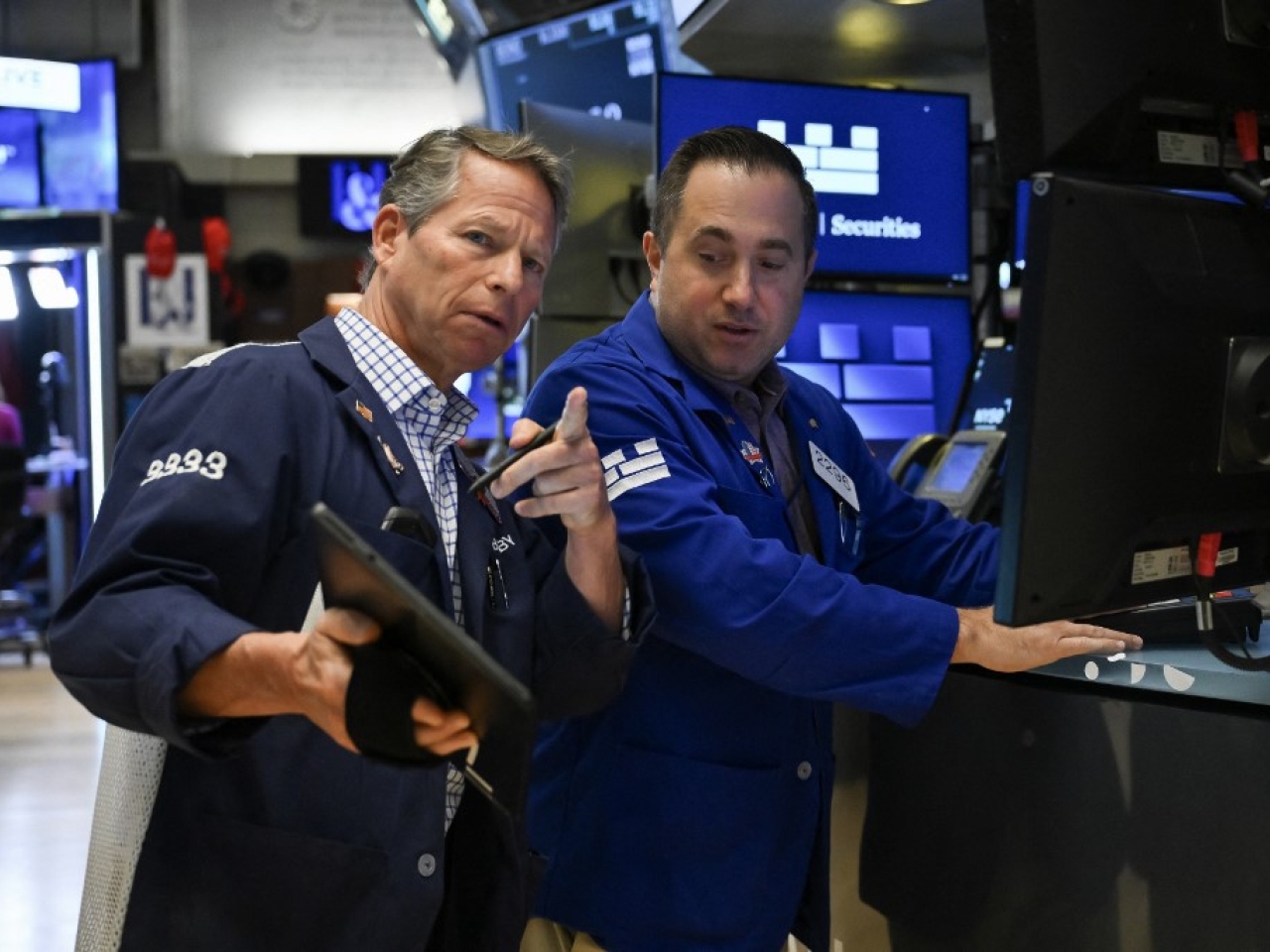 US stocks rise as fears ease over Mideast war