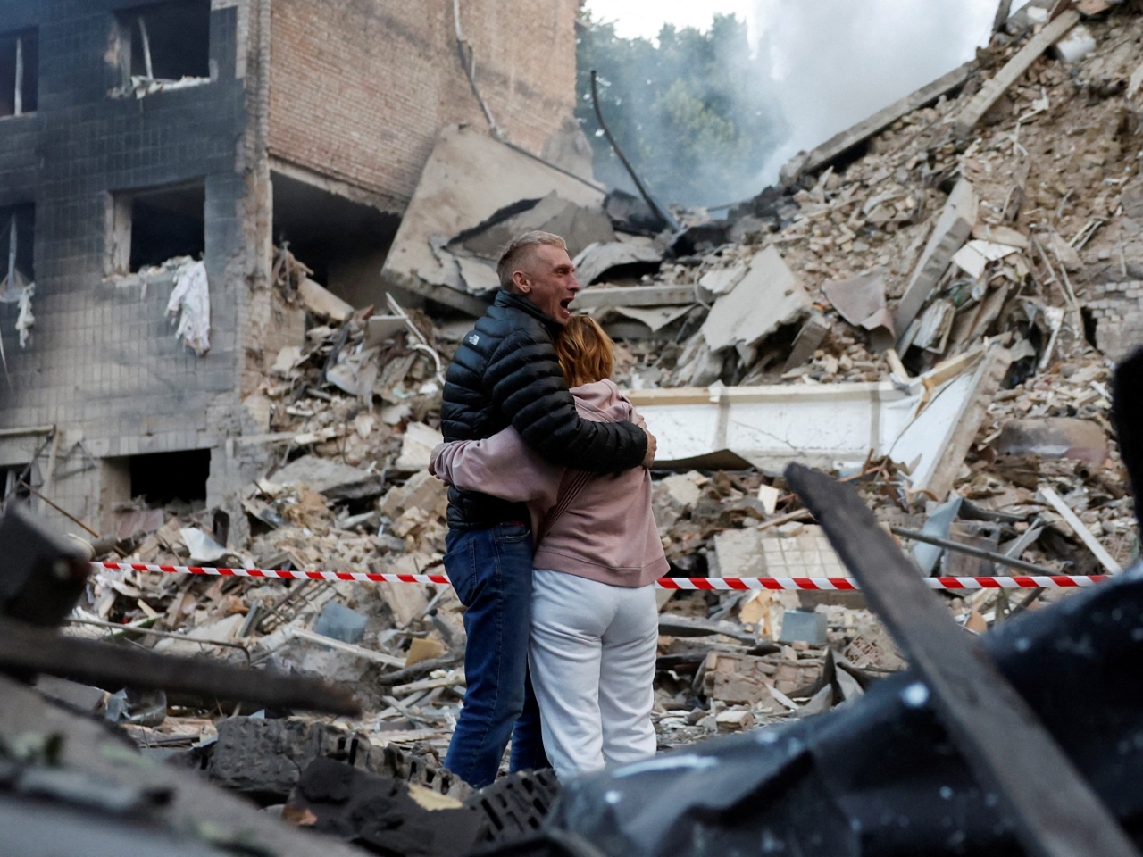 15 killed, 75 injured in Russian strikes on Ukraine