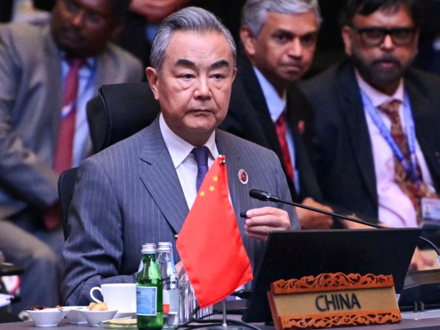 Wang Yi to visit India for talks on border