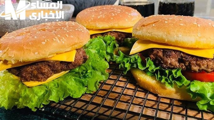 اعمل أحلى برجر لحمة فى البيت بمكونات بسيطة وطعم خرافى يكسف الجاهز وأولادك هيطلبوه كل يوم