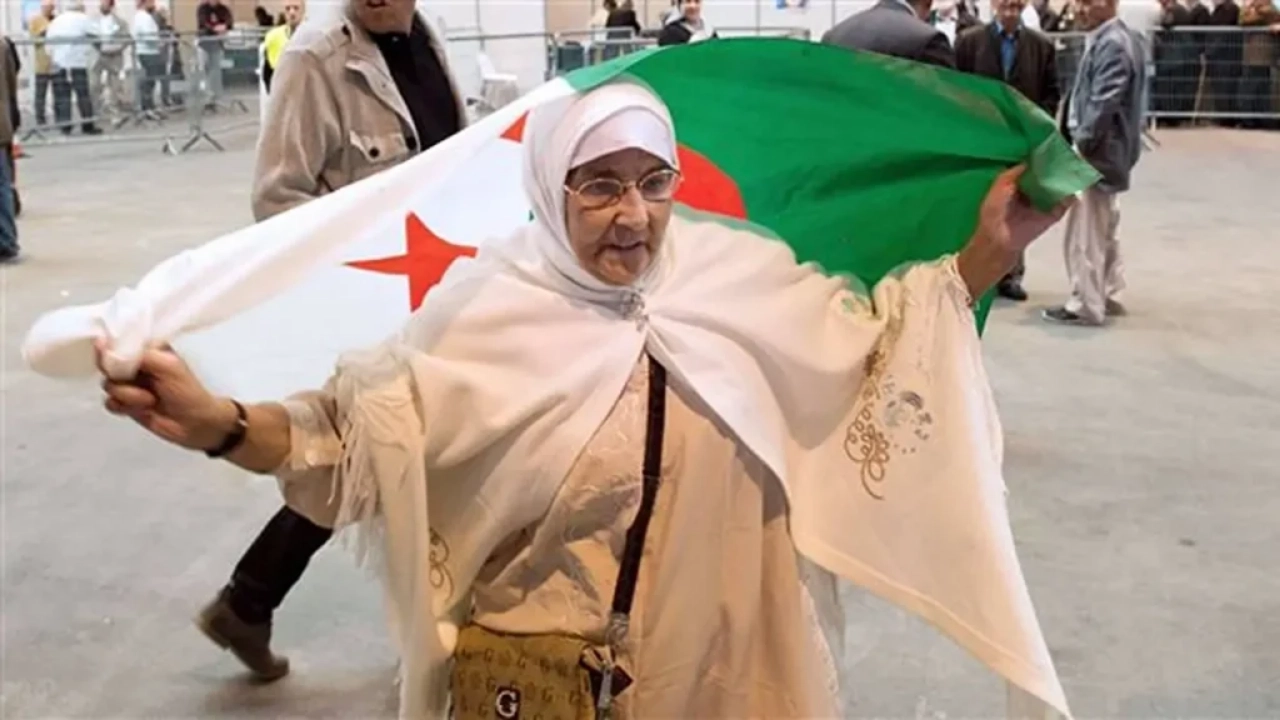 الدعم انفجر في الحساب .. سجل في منحة المرأة الماكثة بالبيت 8000 دج خطوة جديدة