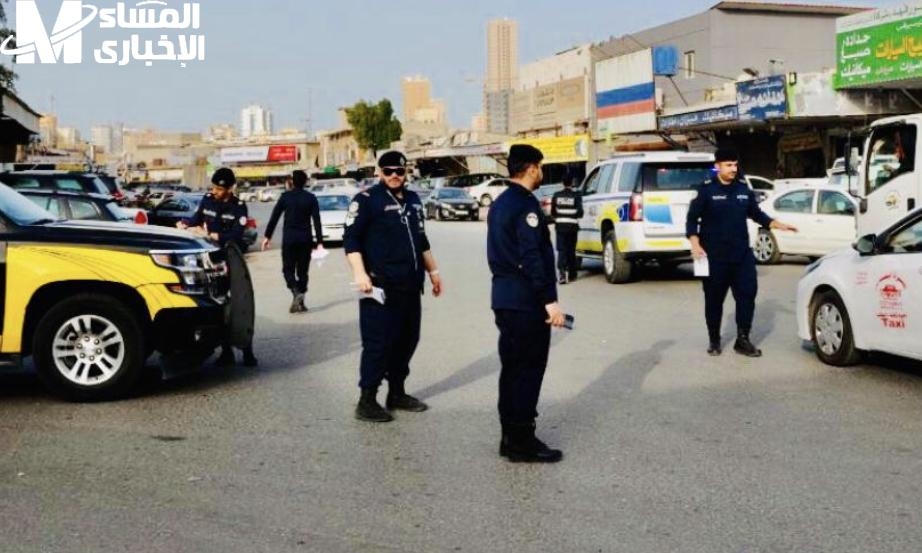 الكويت تشدد العقوبات على السواقين المسرعين.. غرامات وتوقيفات ما بتعطيش فرصة!