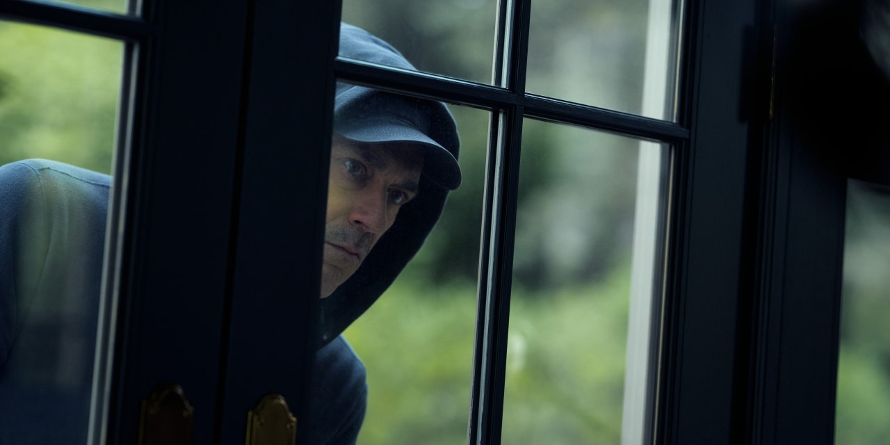 ‘Your Friends and Neighbors' Review: Jon Hamm's Upscale Crime Spree