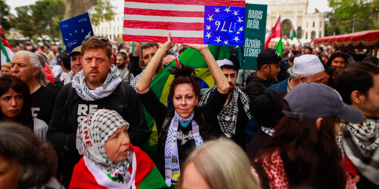 How Trump Channels Reagan in the Mideast