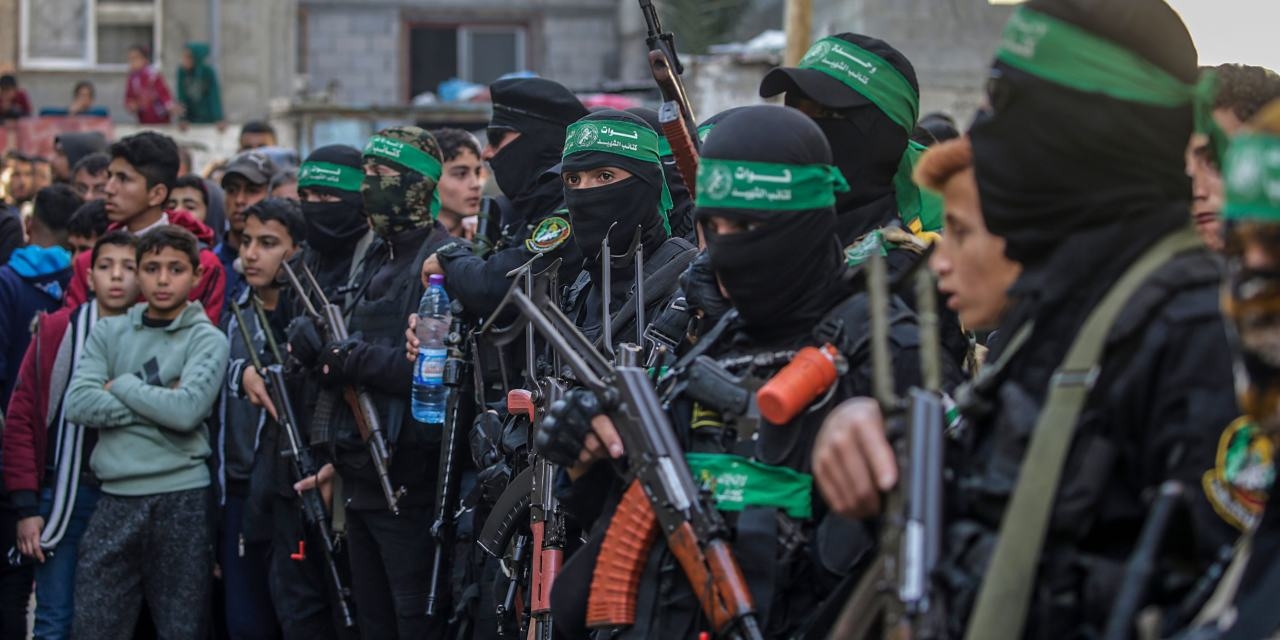 Netanyahu Wisely Arms Gaza Clans to Fight Hamas