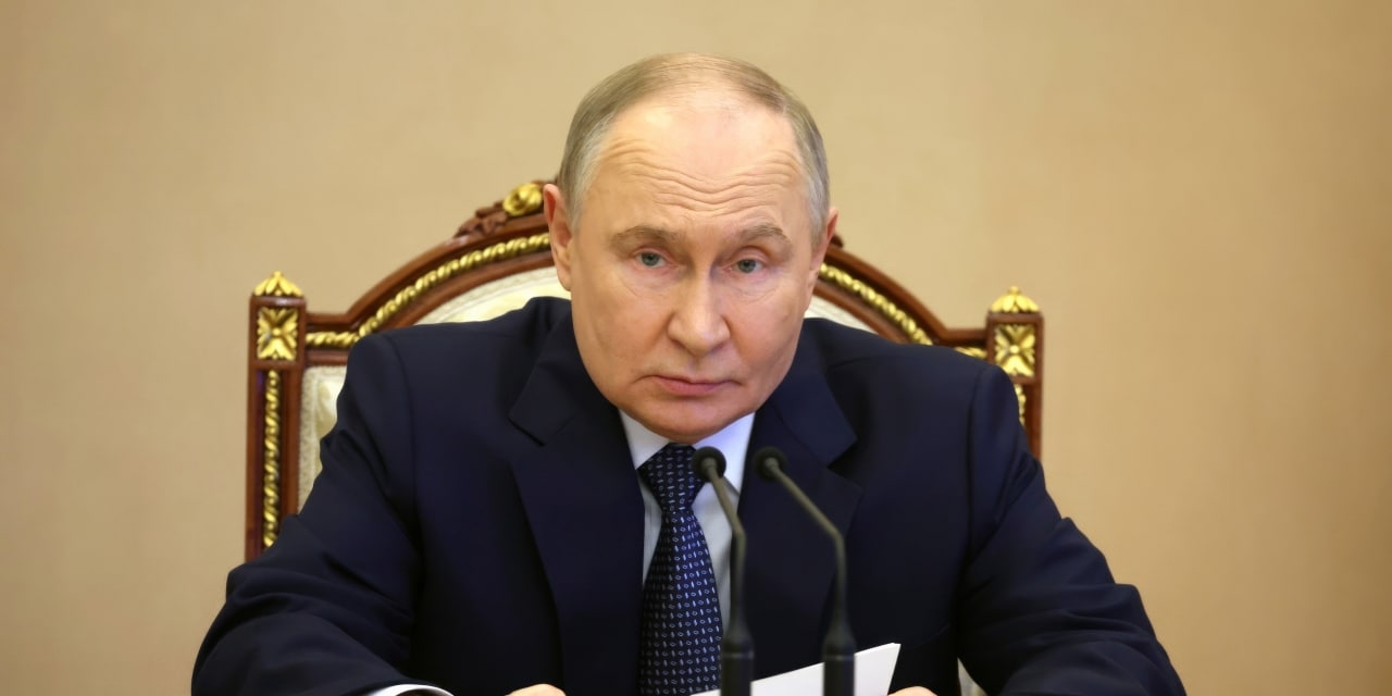 Putin Tries to Wear Trump Down