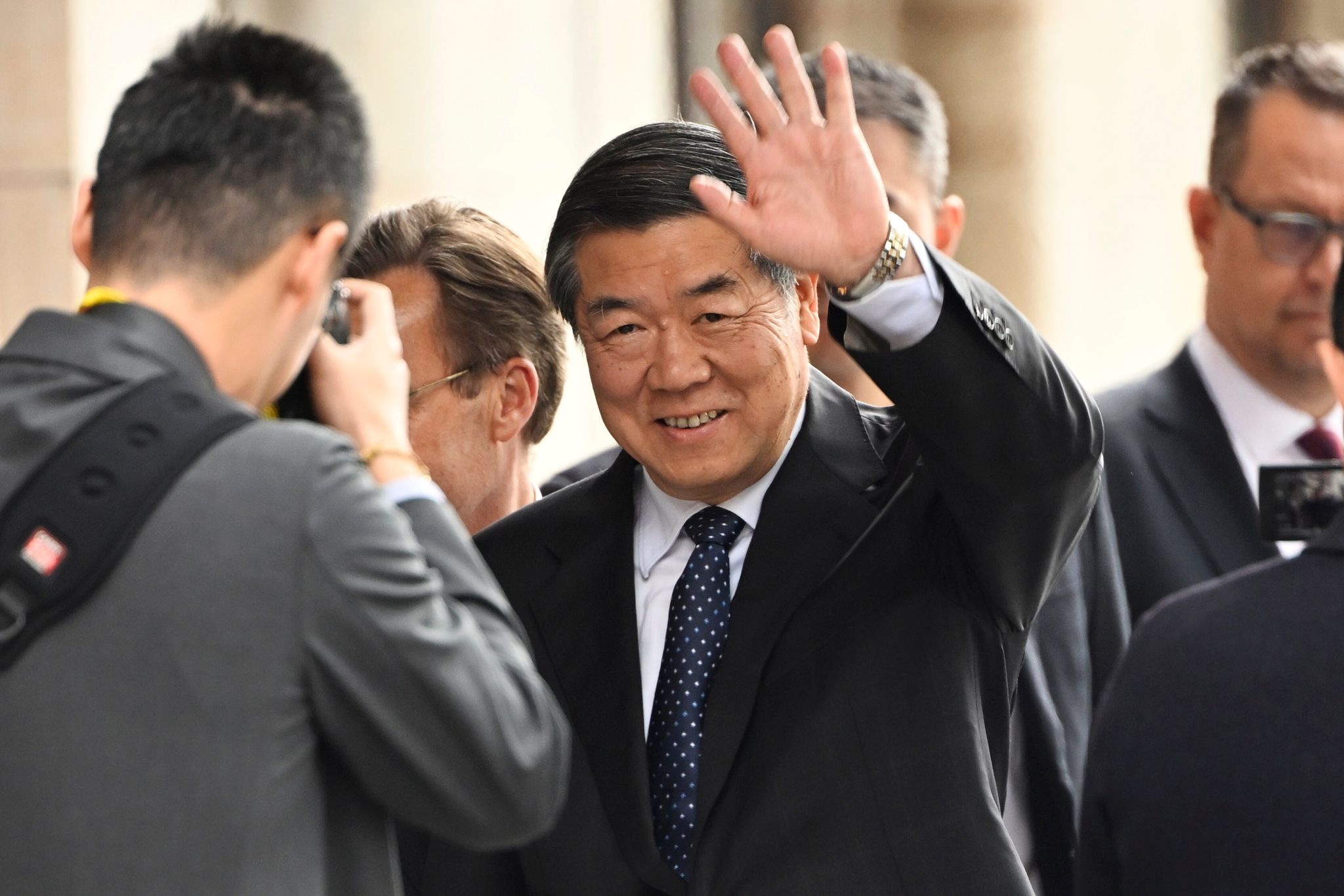 U.S.-China tariff talks may provide clues on a possible Trump-Xi meeting