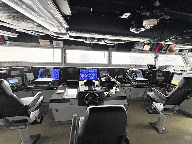 Unveiling high-tech destroyer, Japan seeks Australian buyer