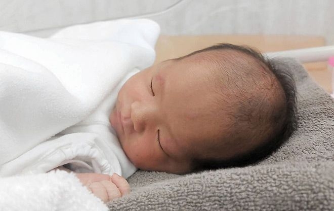 Japan's births mark record low in 2024, plummet below 700,000