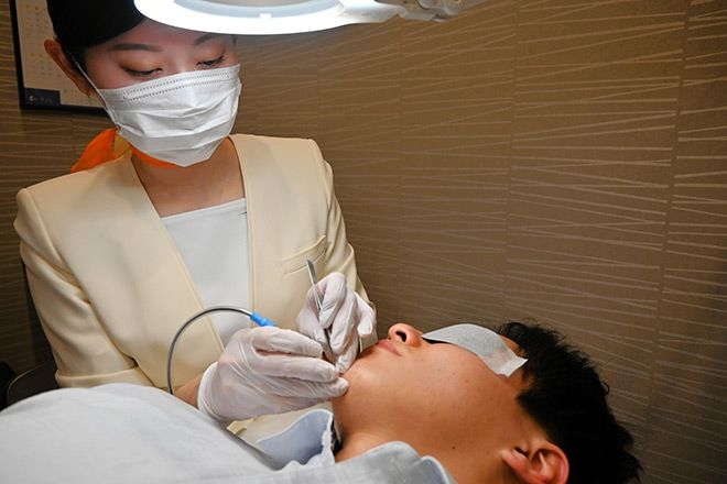 More Japanese men choosing hair removal to look their best