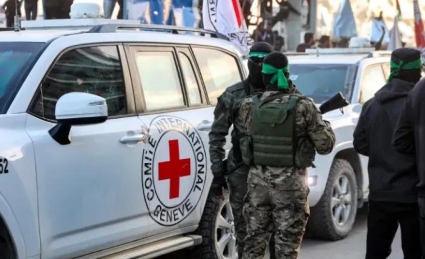 قناة عبرية: تطور إيجابي في مفاوضات صفقة الأسرى