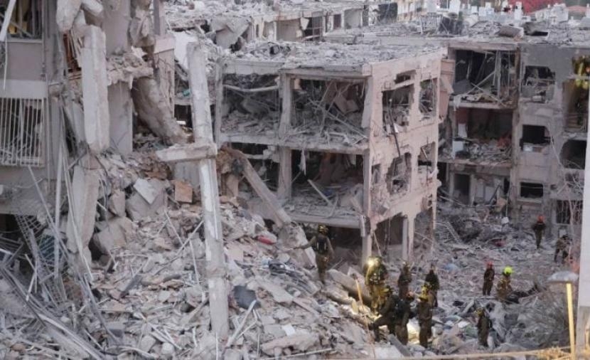 محلل إسرائيلي: سننتهي بالتوسل لإيران لوقف الحرب