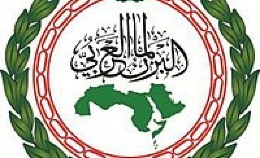 البرلمان العربي يطالب بموقف دولي موحد لوقف الحرب على غزة