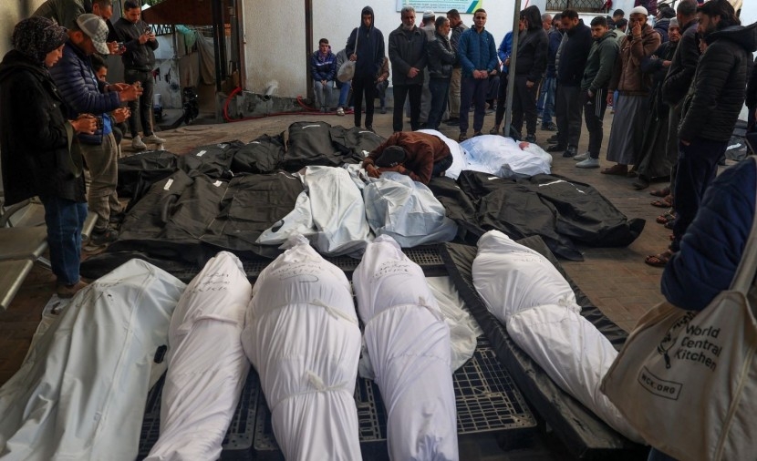 5 شهداء ومصابون من منتظري المساعدات في قطاع غزة