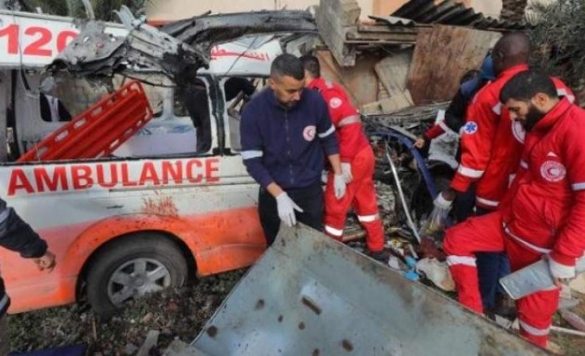 الهلال الأحمر الفلسطيني: 51 شهيدًا و35 معتقلًا من طواقمه منذ بدء العدوان