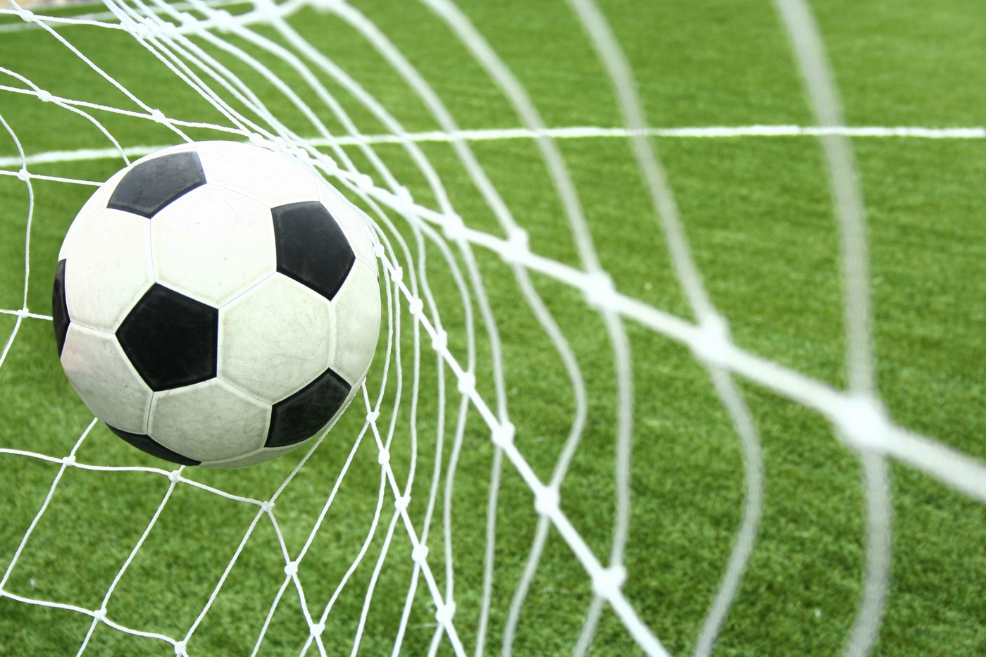 Lavin's late header secures cup double for Solva 2nds