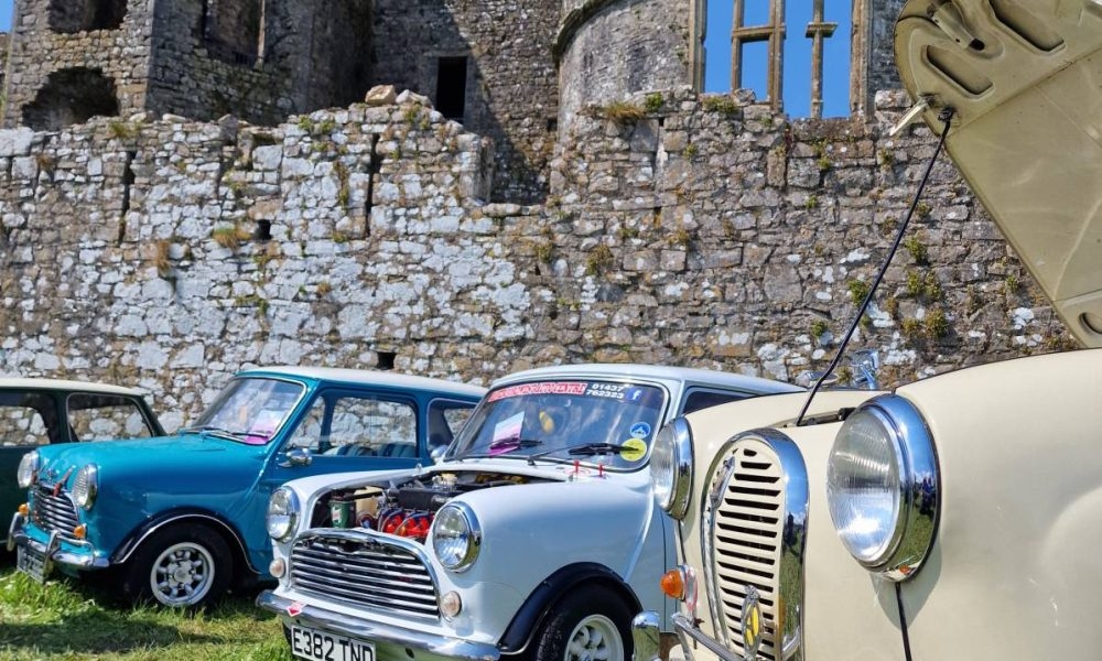 Vintage vehicles rev up at Carew Castle for May Bank Holiday