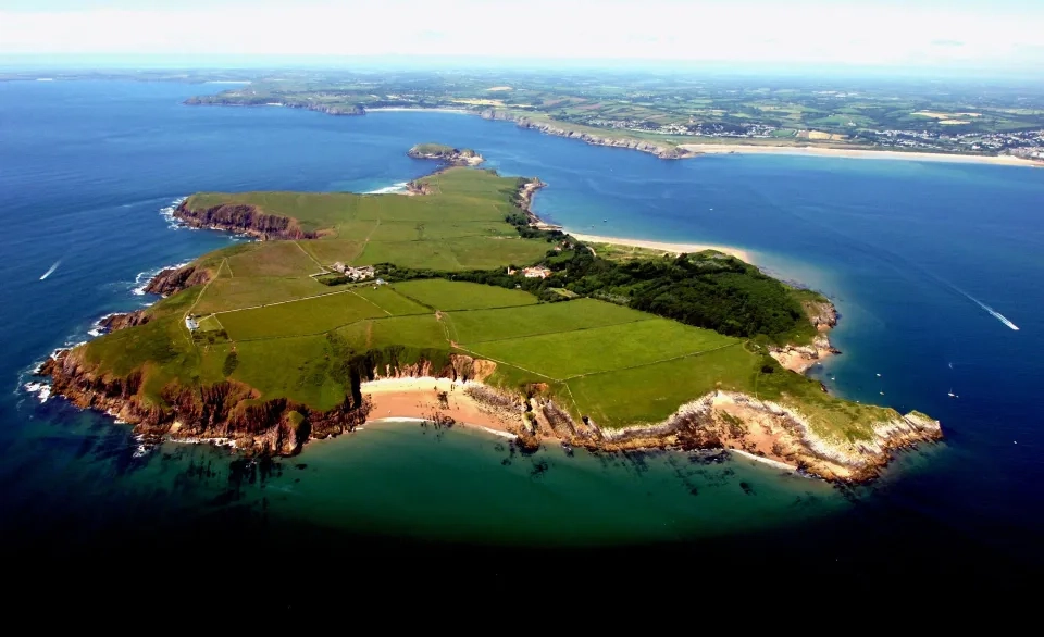 Injured visitor rescued from Caldey Island by Tenby lifeboat crew