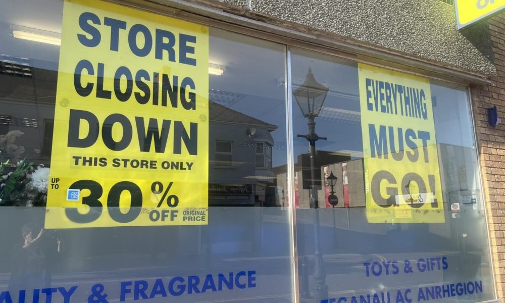 Milford Haven's largest shop to close after 15 years of trading