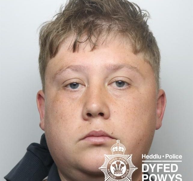 Pembroke Dock man jailed after defrauding vulnerable victim out of thousands