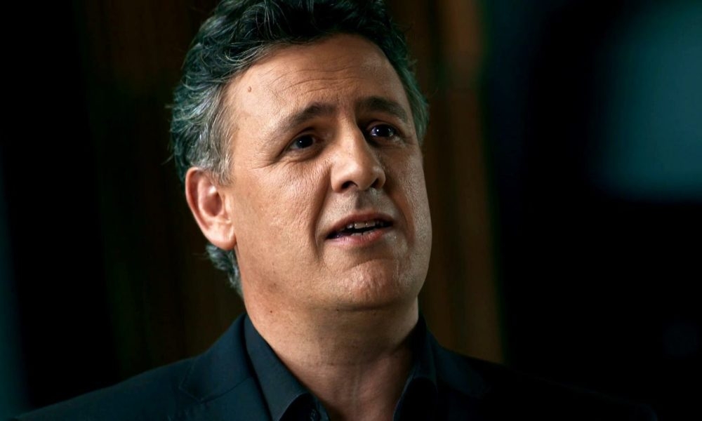 Top Welsh tenor shares heartfelt thanks after receiving intense cancer treatment