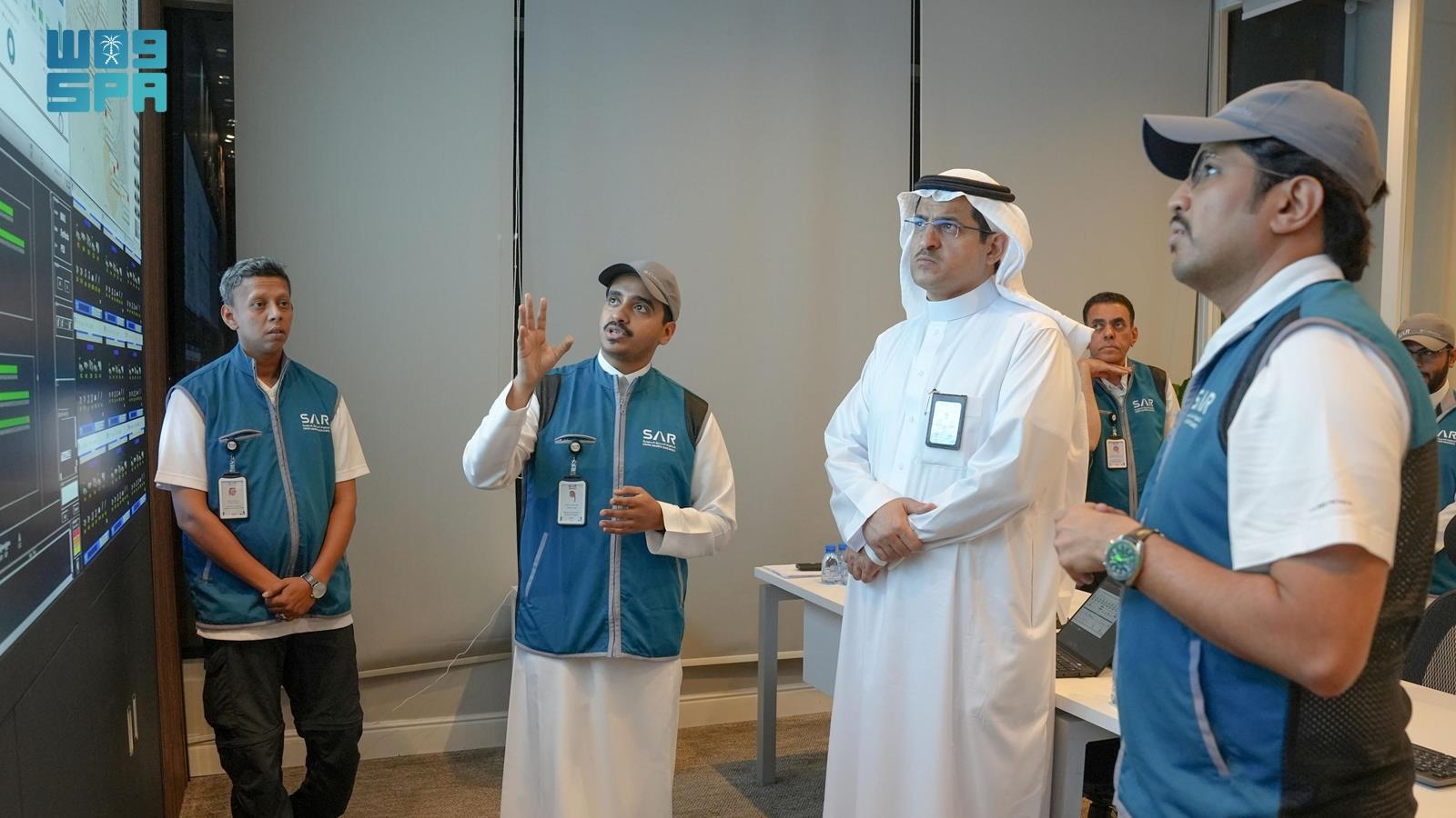 حج / نائب رئيس هيئة الرقابة ومكافحة الفساد يتفقّد استعدادات عدد من الجهات العاملة في منظومة الحج