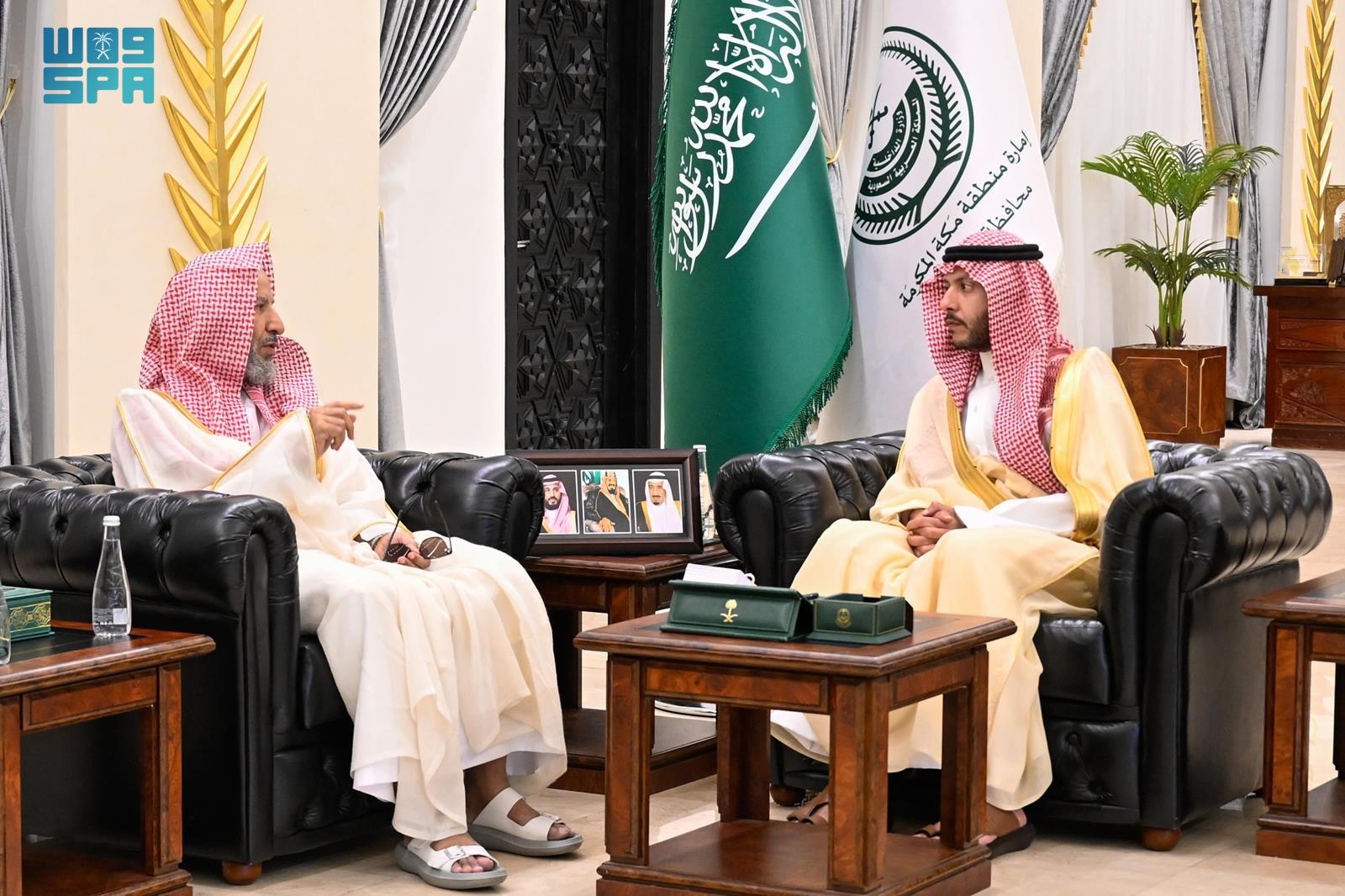 عام / محافظ الطائف يستقبل عضو هيئة كبار العلماء الشيخ سعد الشثري