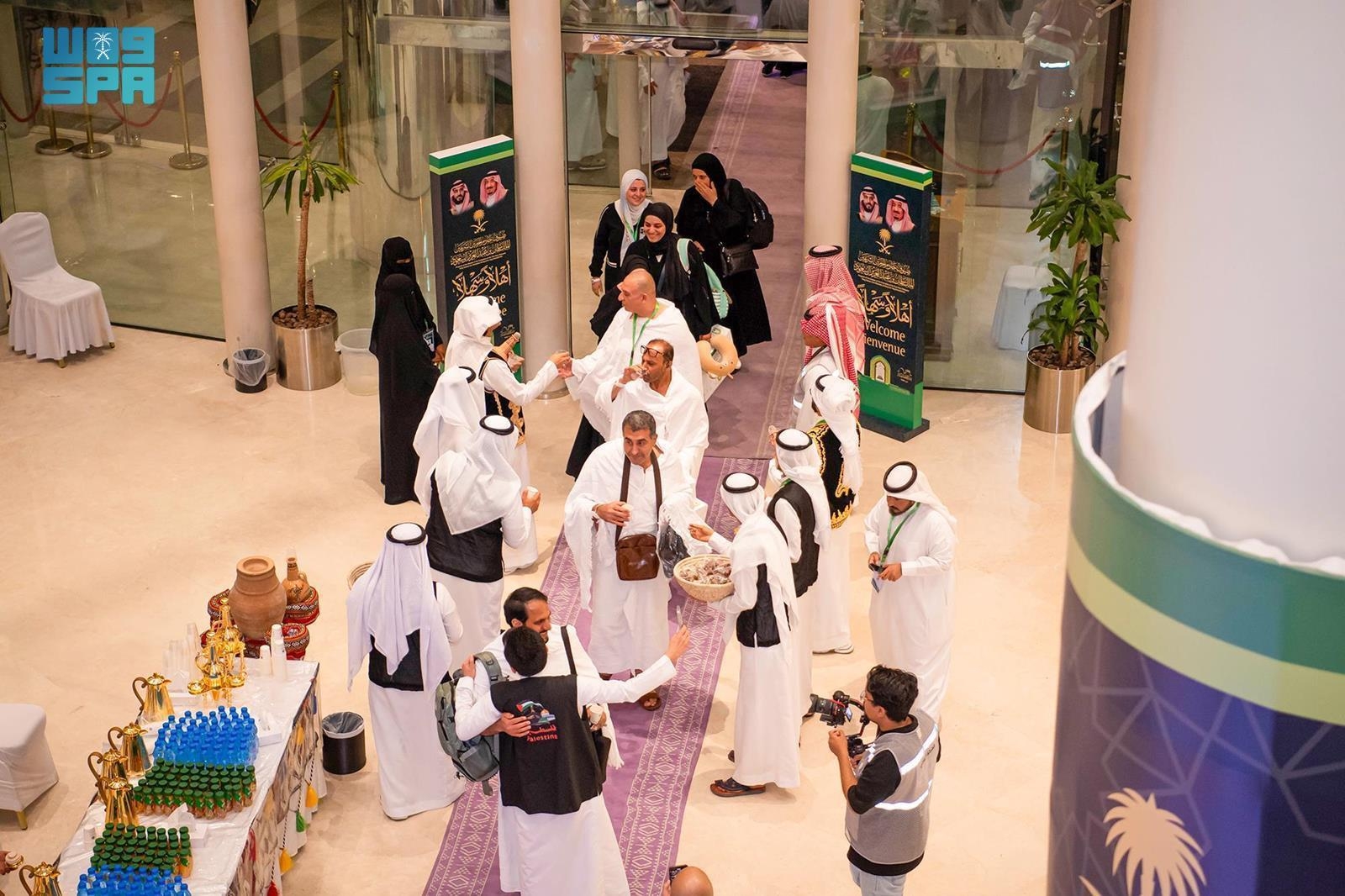 Pilgrims from 100 Nations Welcomed in Makkah Under Custodian of the Two Holy Mosques' Hajj Program