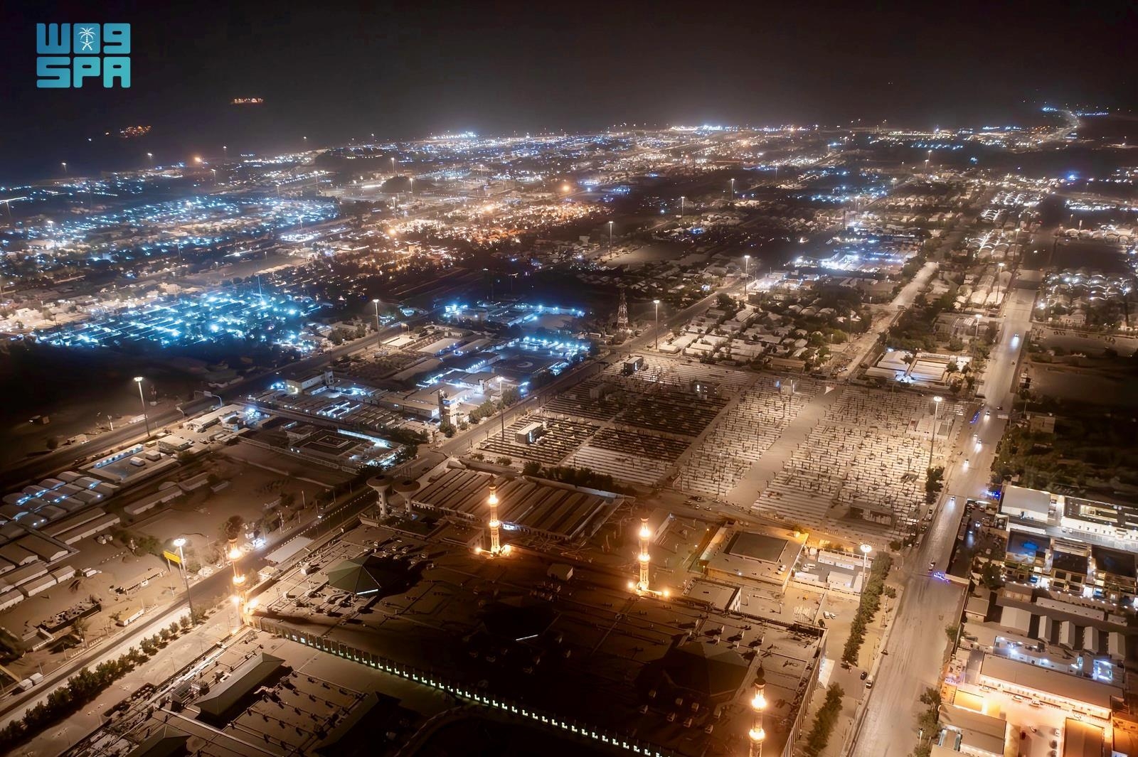 Arafat Illuminated by 20,000 Lighting Units of Unique Designs for Hajj