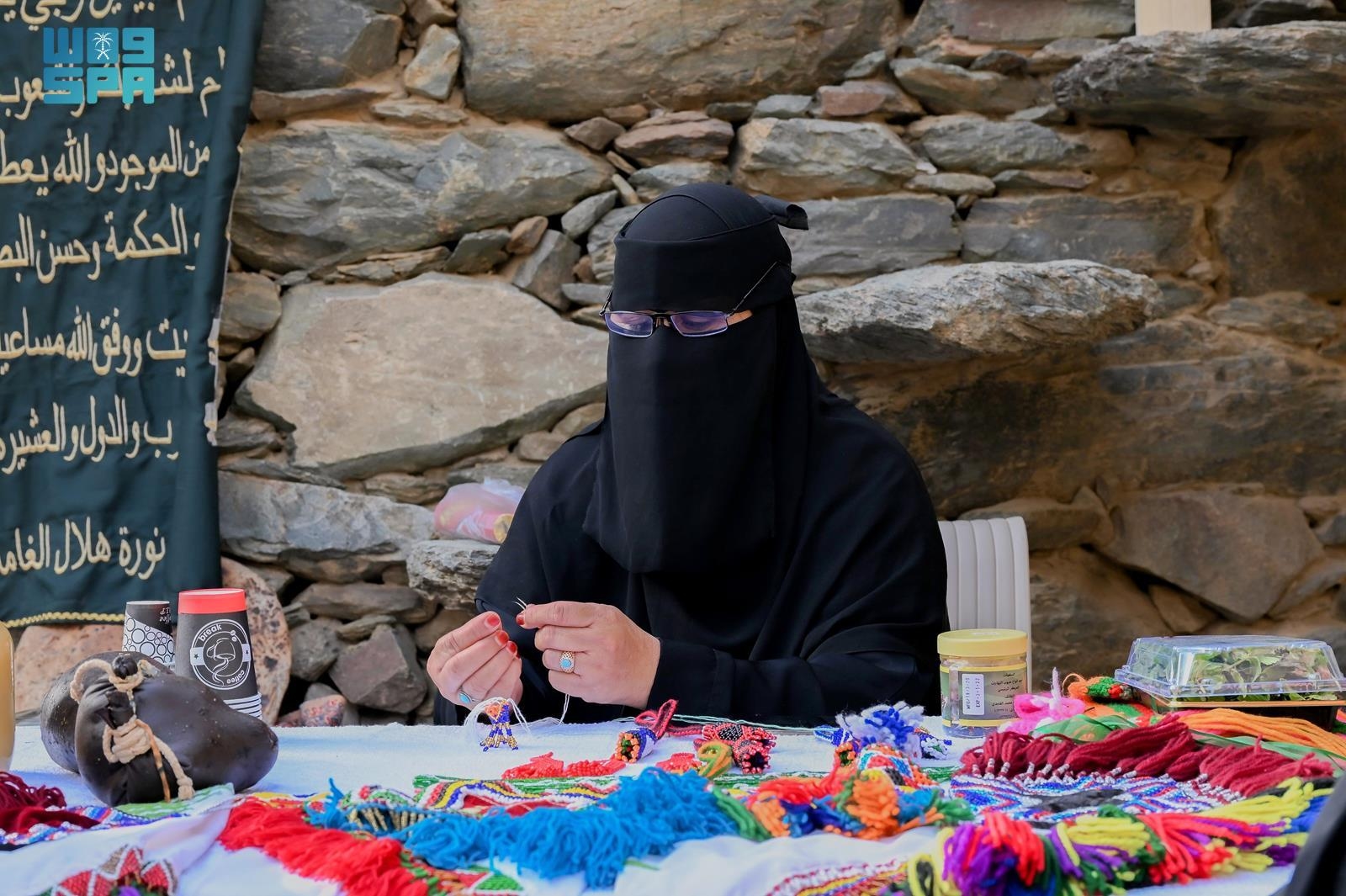 ثقافي/ انطلاق مهرجان الدار الثالث بقرية آل موسى التراثية بمنطقة الباحة