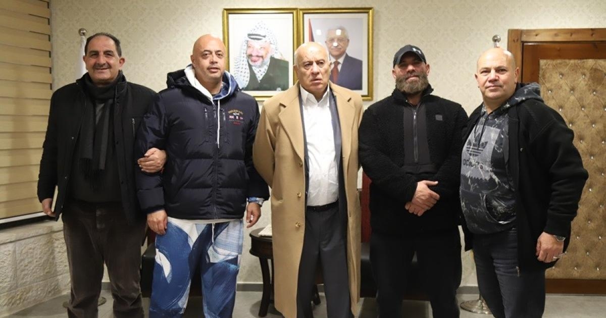 الرجوب يشيد بإنجاز السلايمة بعد تتويجه بذهبية كأس العالم للقوة البدنية